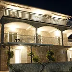 Apartments Marinko