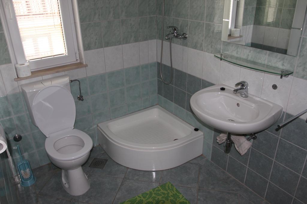 Apartma Marinko *